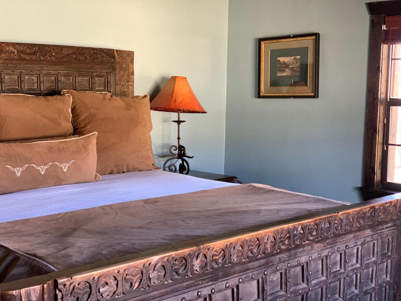 Gage Hotel 매러선 외부 사진