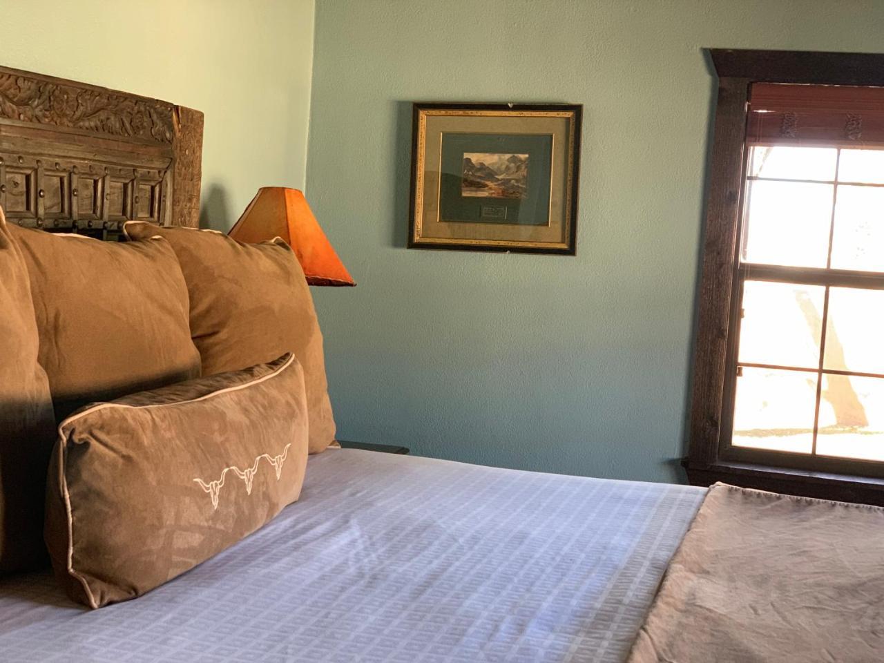 Gage Hotel 매러선 외부 사진